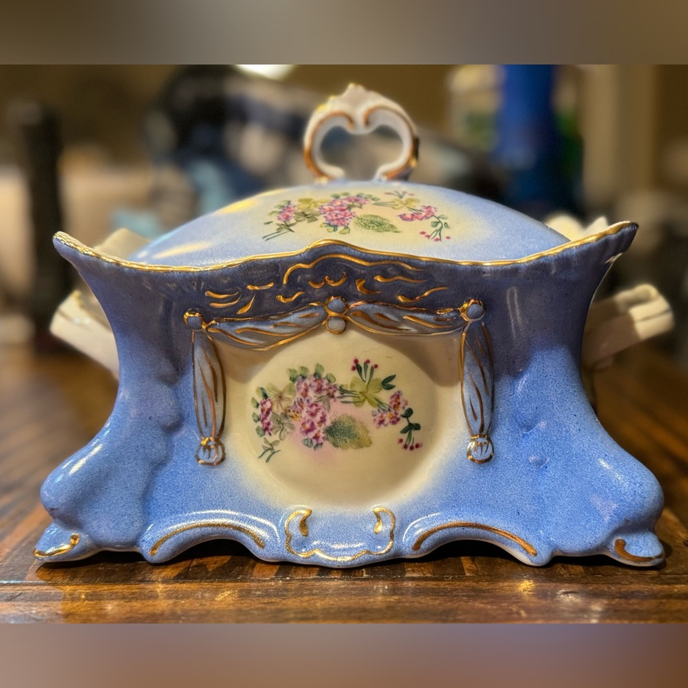 Bimoges China trinket box